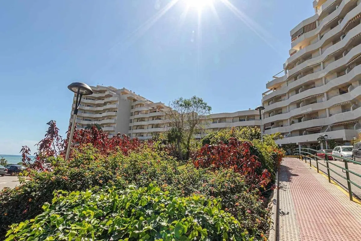 Apartment 797 Holiday Rentals - Benalbeach- Moderno Piso Para 5 Con Vistas Al Mar Benalmadena